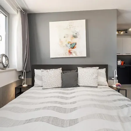 Garbin By Briskva * Umago